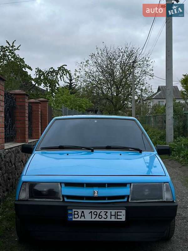 Хэтчбек ВАЗ / Lada 2109 1992 в Новоукраинке