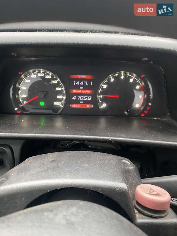 Хэтчбек ВАЗ / Lada 2109 2004 в Запорожье