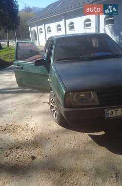 Хэтчбек ВАЗ 2109 2001 в 