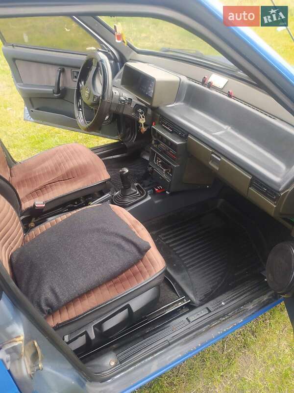 Хетчбек ВАЗ / Lada 2109 1990 в Гайсину фото 9 Хетчбек ВАЗ / Lada 2109 1990 в Гайсину