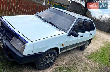 Хэтчбек ВАЗ 2109 1991 в 