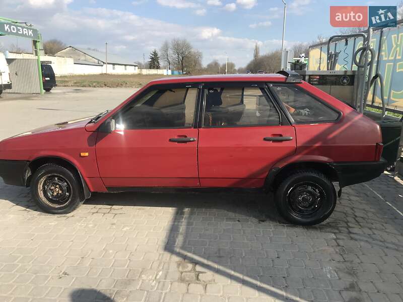 Хэтчбек ВАЗ / Lada 2109 1992 в Каменец-Подольском