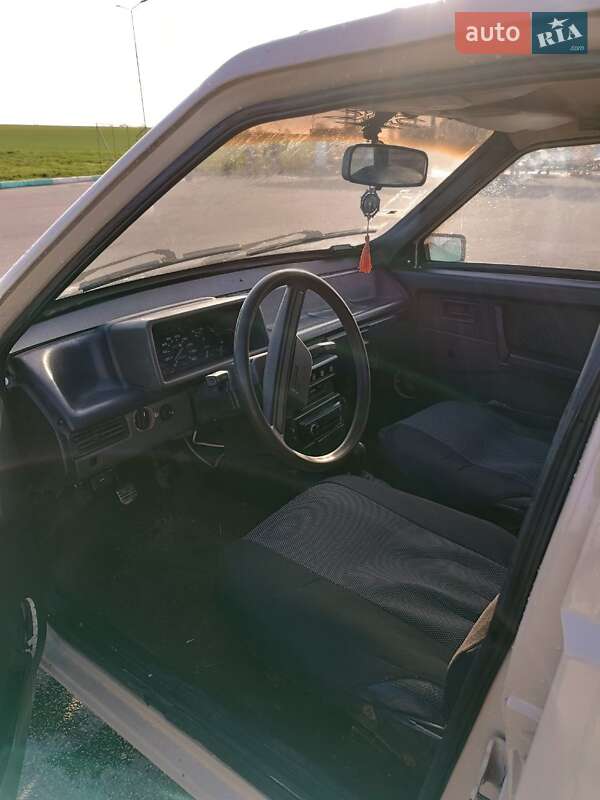 Хэтчбек ВАЗ / Lada 2109 1988 в Володарке