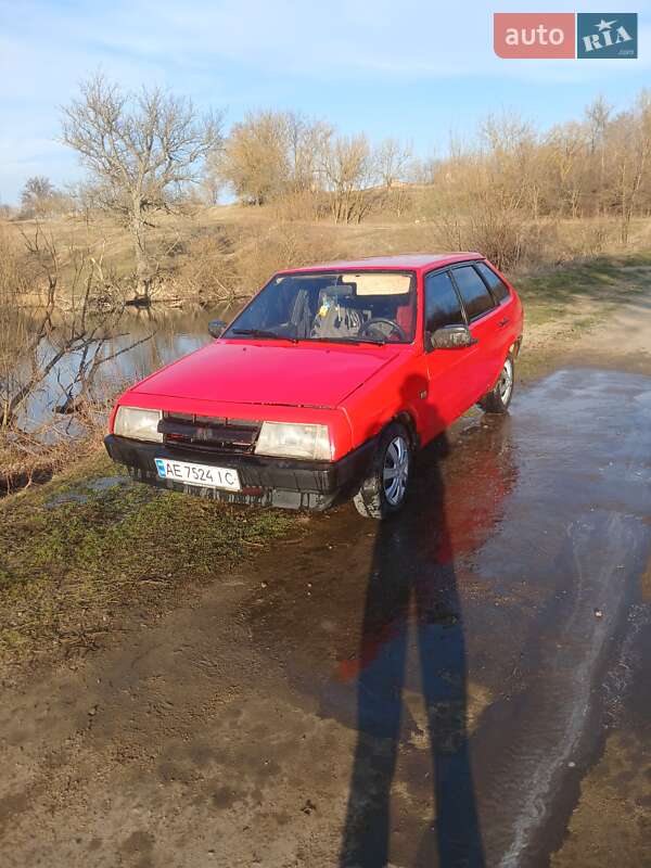 Хэтчбек ВАЗ 2109 1988 в 