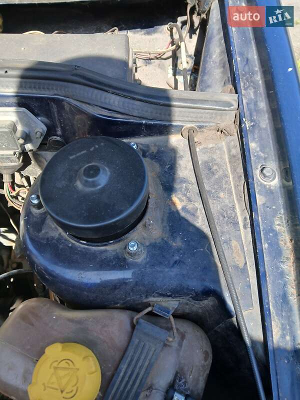 Хэтчбек ВАЗ / Lada 2109 1990 в Запорожье