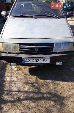 Хэтчбек ВАЗ 2109 1992 в 