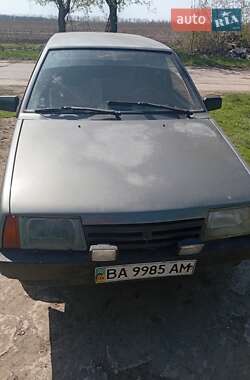 Хэтчбек ВАЗ 2109 1993 в 