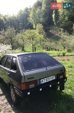 Хэтчбек ВАЗ 2109 1993 в 