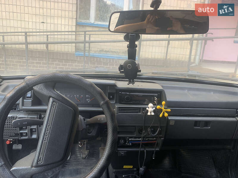Хэтчбек ВАЗ / Lada 2109 2001 в Каменец-Подольском