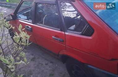 Хэтчбек ВАЗ 2109 1990 в 