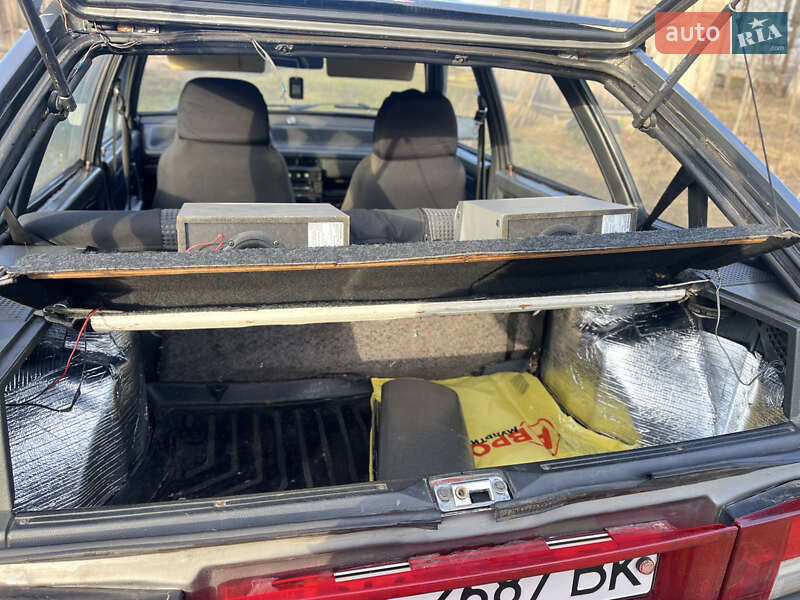 Хэтчбек ВАЗ / Lada 2109 1993 в Дубно