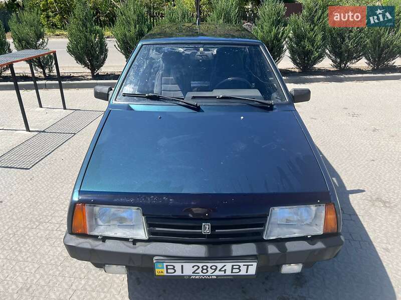 Хэтчбек ВАЗ / Lada 2109 2005 в Полтаве