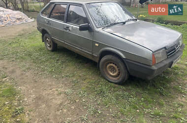 Хэтчбек ВАЗ 2109 1994 в Хусте