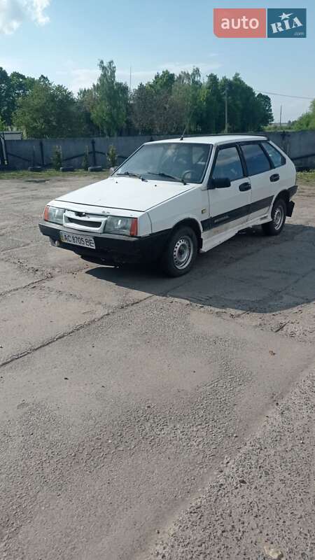 Хэтчбек ВАЗ 2109 1990 в 