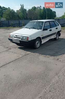 Хэтчбек ВАЗ 2109 1990 в 