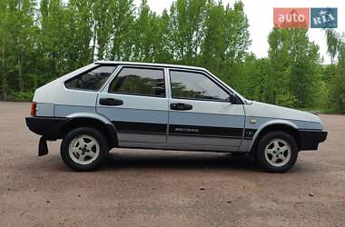 Хэтчбек ВАЗ / Lada 2109 2004 в Бердичеве