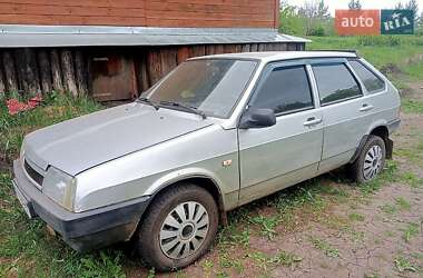 Хэтчбек ВАЗ 2109 2005 в 