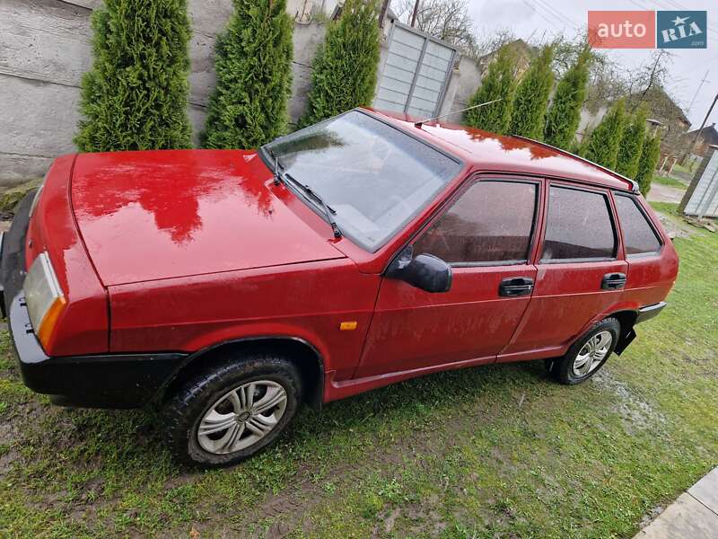 Хэтчбек ВАЗ / Lada 2109 1993 в Каменке-Бугской