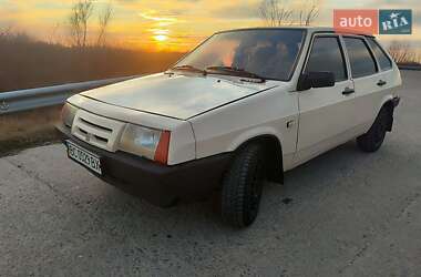 Хетчбек ВАЗ 2109 1993 в Городку