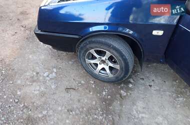 Хэтчбек ВАЗ 2109 2004 в 