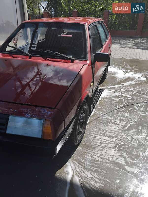 Хетчбек ВАЗ / Lada 2109 1991 в Луцьку