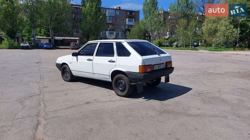 Хэтчбек ВАЗ / Lada 2109 2006 в Запорожье
