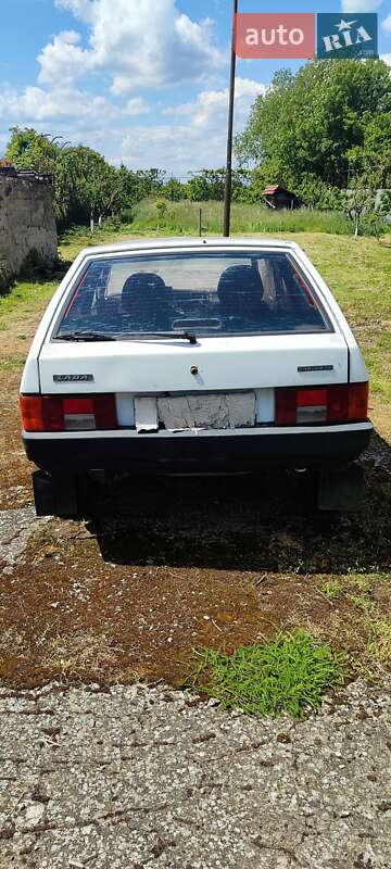 Хэтчбек ВАЗ / Lada 2109 2006 в Ужгороде