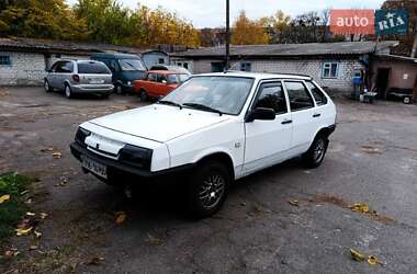Хетчбек ВАЗ 2109 1988 в Черкасах