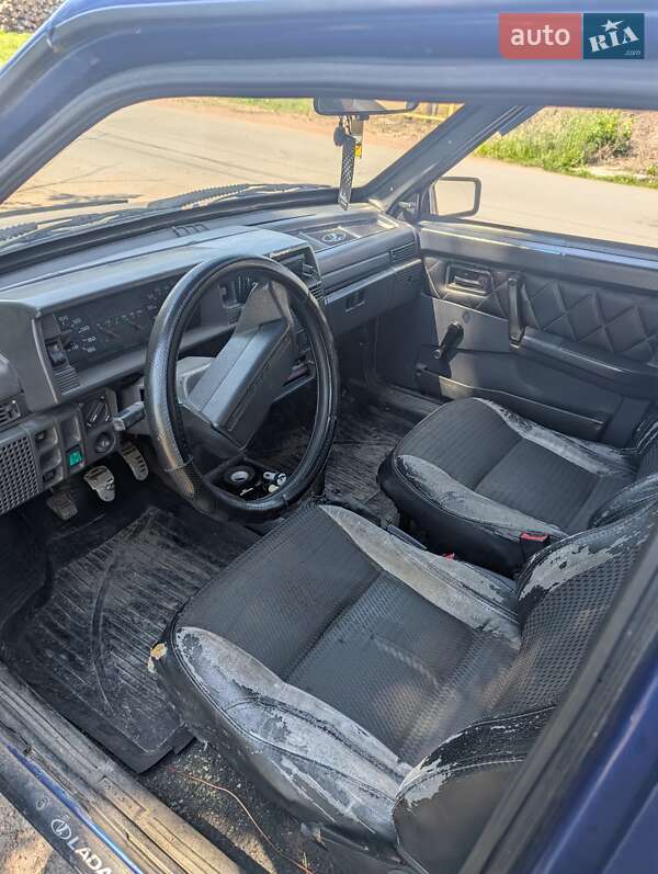 Хетчбек ВАЗ / Lada 2109 2004 в Житомирі