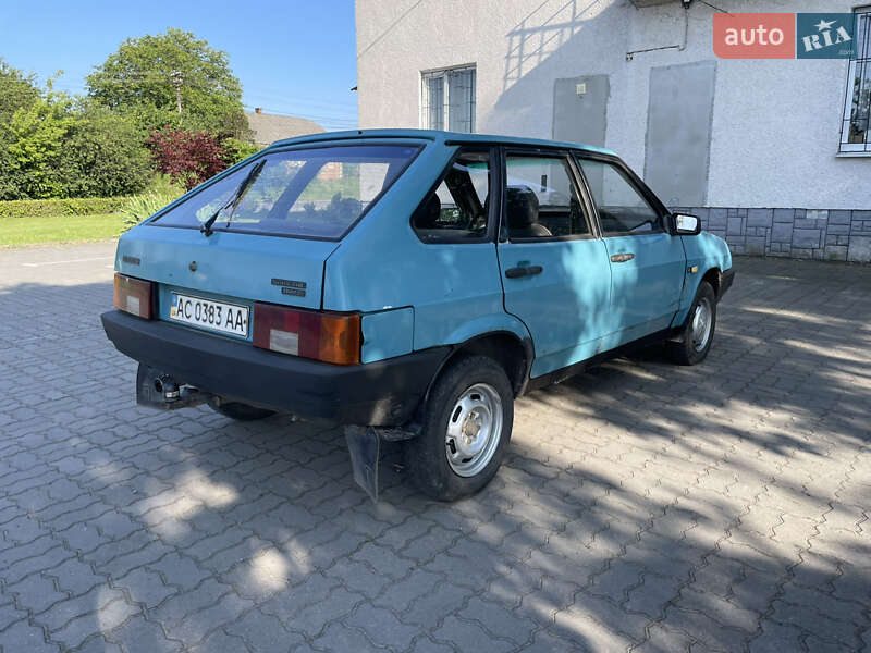 Хэтчбек ВАЗ / Lada 2109 1992 в Иваничах