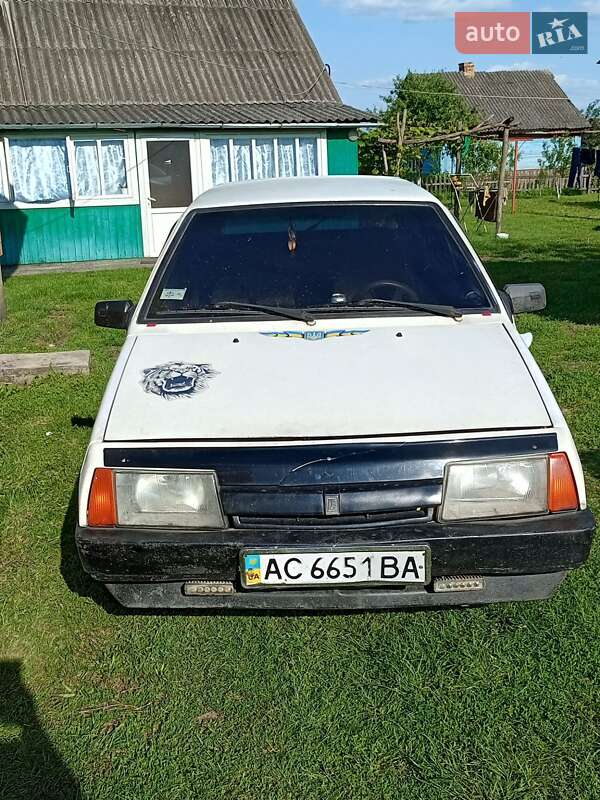 Хэтчбек ВАЗ / Lada 2109 1989 в Маневичах