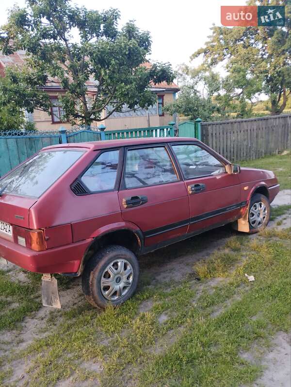 Хэтчбек ВАЗ / Lada 2109 1991 в Барановке