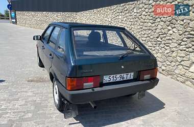 Хэтчбек ВАЗ / Lada 2109 2002 в 
