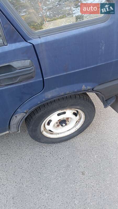Хетчбек ВАЗ / Lada 2109 2004 в Києві
