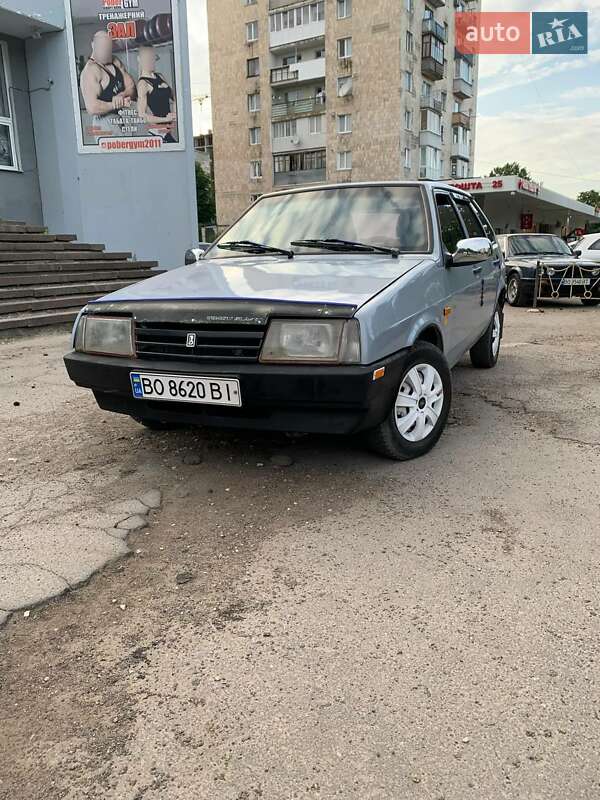 Хетчбек ВАЗ 2109 1993 в 