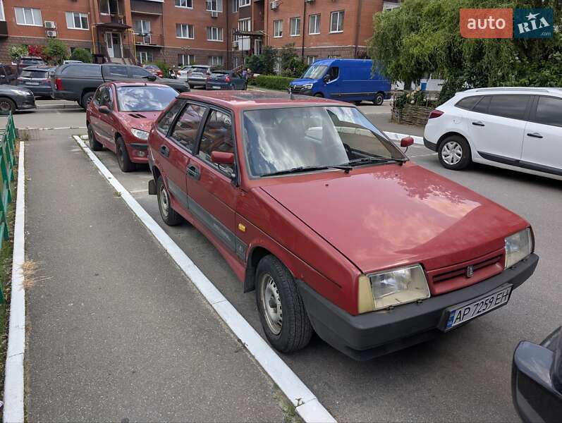 Хэтчбек ВАЗ / Lada 2109 1992 в Ворзеле