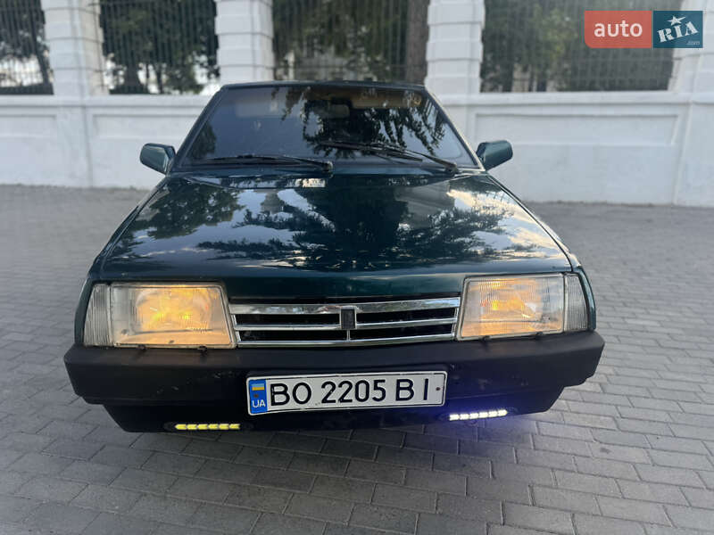Хэтчбек ВАЗ / Lada 2109 1998 в Тернополе