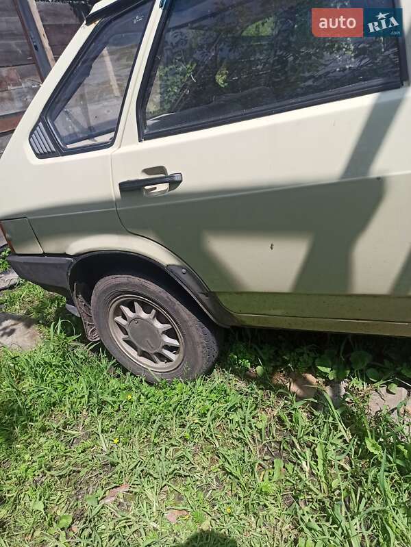 Хэтчбек ВАЗ / Lada 2109 1989 в Конотопе