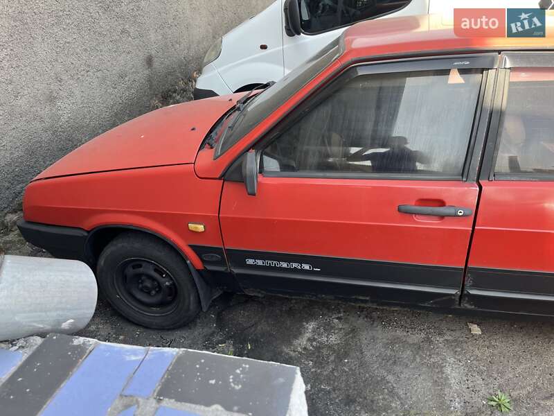Хэтчбек ВАЗ / Lada 2109 1995 в Запорожье