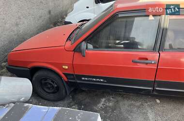 Хэтчбек ВАЗ 2109 1995 в 