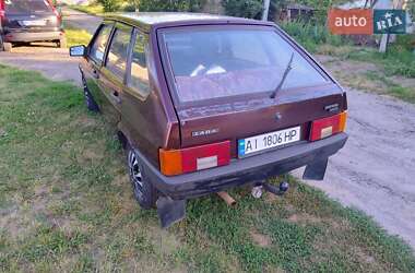 Хэтчбек ВАЗ 2109 1992 в 