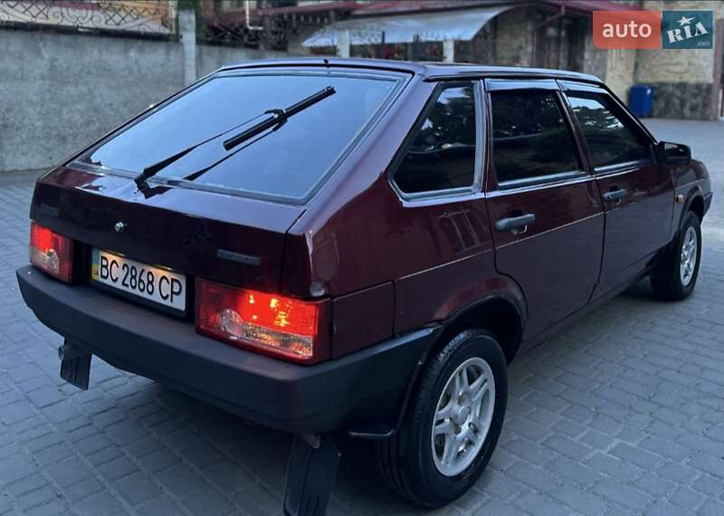 Хэтчбек ВАЗ / Lada 2109 2008 в Львове