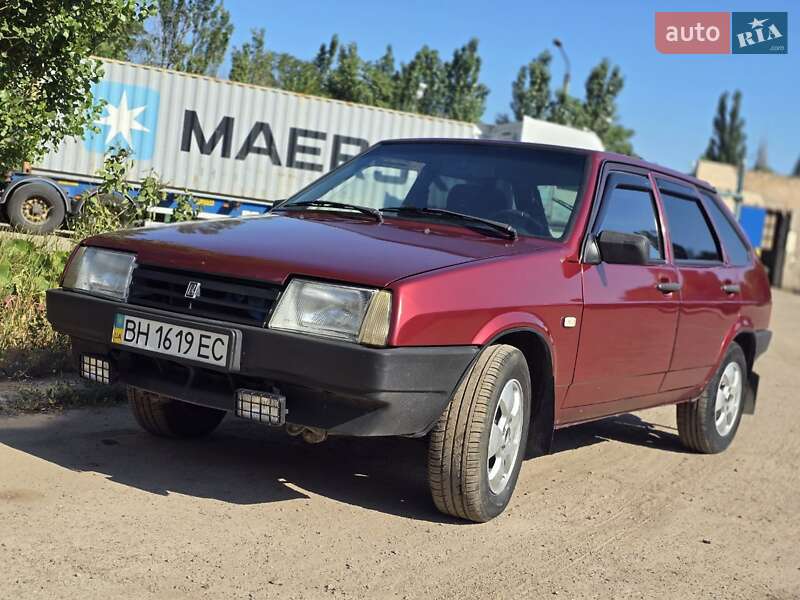 Хэтчбек ВАЗ / Lada 2109 2008 в Одессе