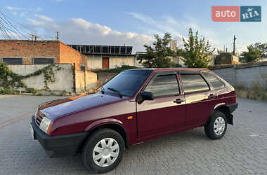 Хэтчбек ВАЗ 2109 1996 в 