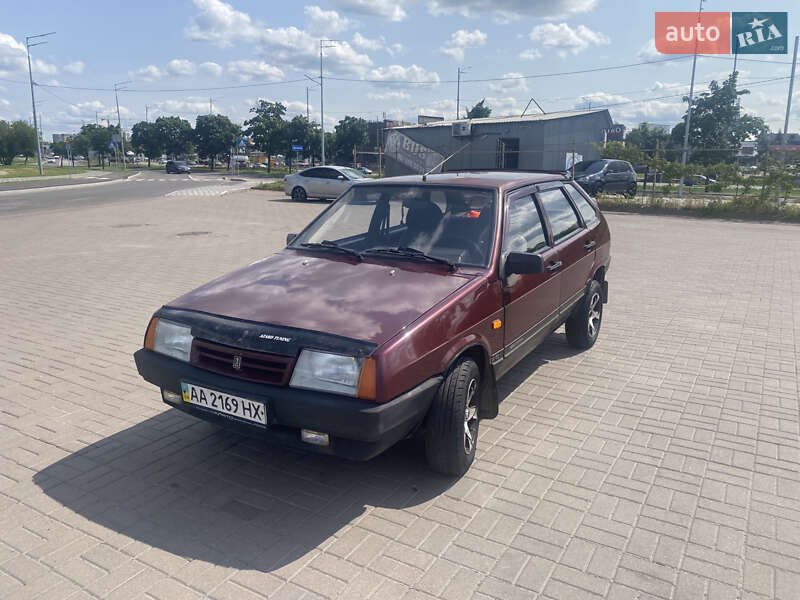 Хэтчбек ВАЗ / Lada 2109 2006 в Киеве