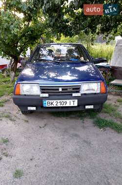 Хэтчбек ВАЗ 2109 2003 в Костополе