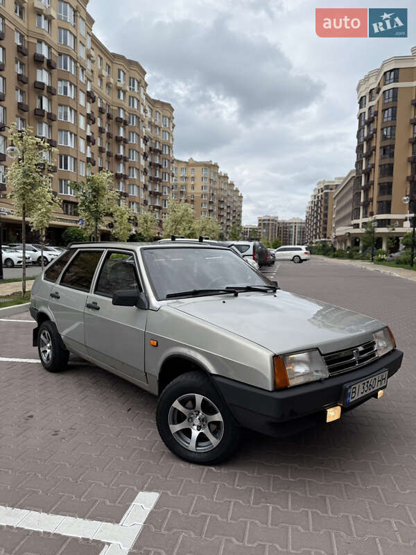 Хэтчбек ВАЗ / Lada 2109 2006 в Киеве