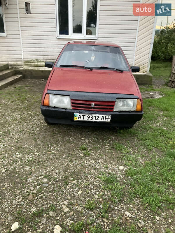 Хэтчбек ВАЗ 2109 1989 в 
