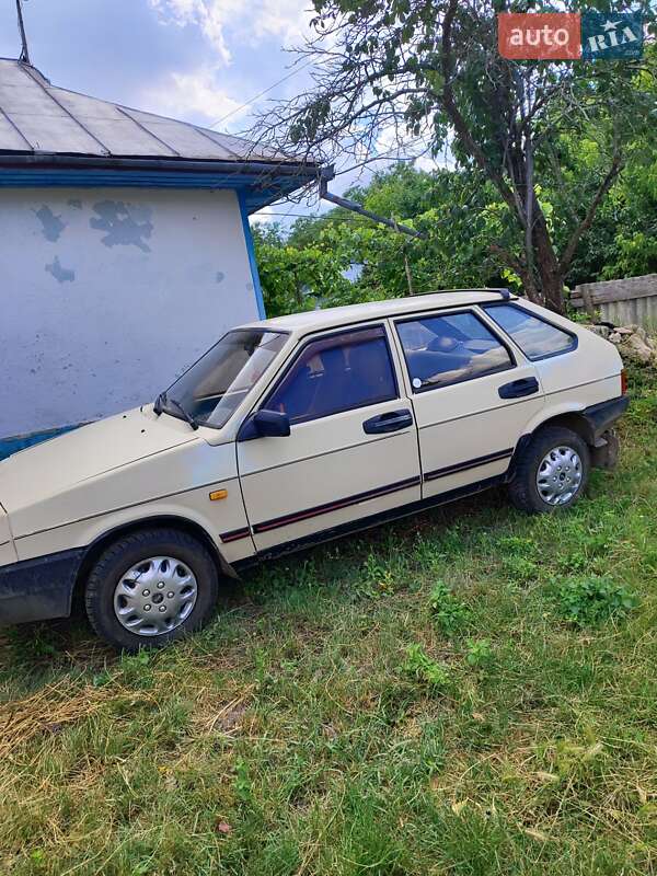 Хэтчбек ВАЗ / Lada 2109 1993 в Бершади