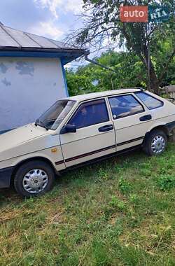 Хэтчбек ВАЗ 2109 1993 в 